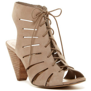 Vince Camuto Estie 9 Heels Taupe Beige Open Toe